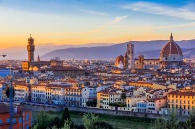 Select! Viaggio Italia en Tren de Roma a Milán con Cinque Terre y Turín
